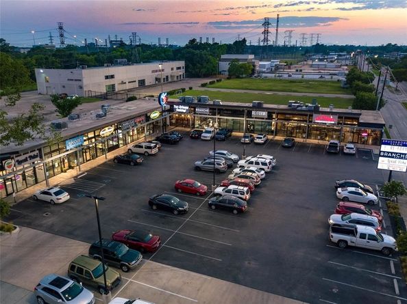 5115 Covington Drive, Houston TX 77018