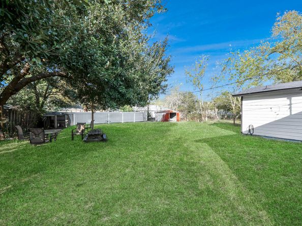 2926 Knotty Oaks Trl Trail, Houston TX 77045