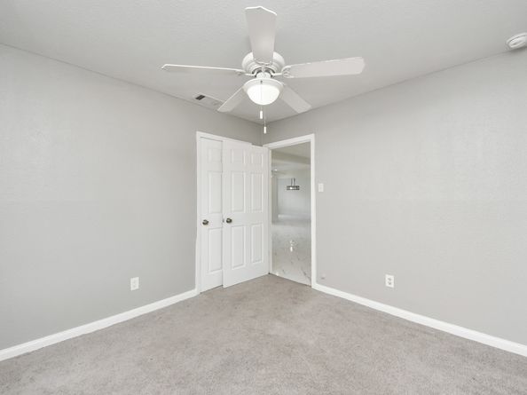 2926 Knotty Oaks Trl Trail, Houston TX 77045