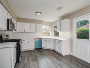 5803 Forest Timbers Dr, Humble TX 77346