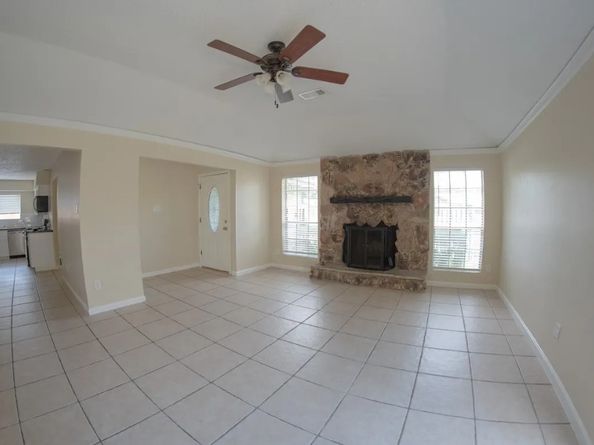 19526 Leaning Timbers Drive, Humble TX 77346