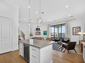 6240 Kansas Street, Houston TX 77007