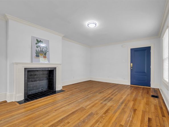 2302 Blodgett Street 14, Houston TX 77004