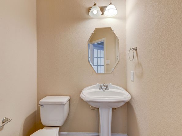 39 S Pinto Point Circle, Spring TX 77389