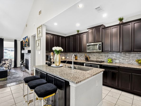 9411 Isabel Bay Lane, Cypress TX 77433