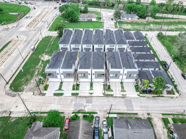 3509 Mcilhenny Street, Houston TX 77004