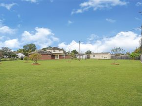 8135 Glenbrook Drive, Houston TX 77017