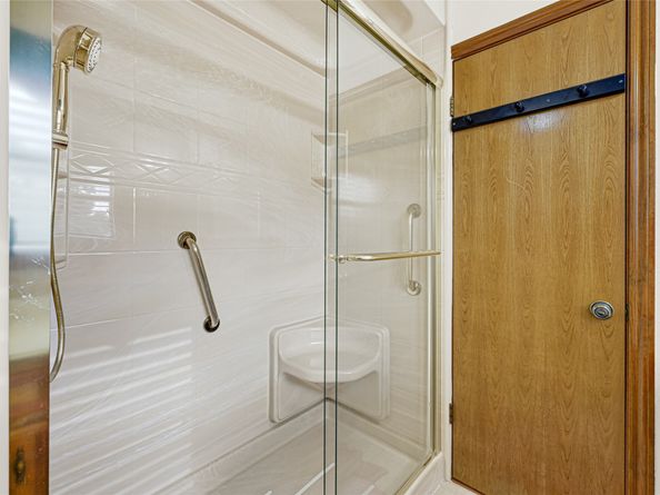 8135 Glenbrook Drive, Houston TX 77017