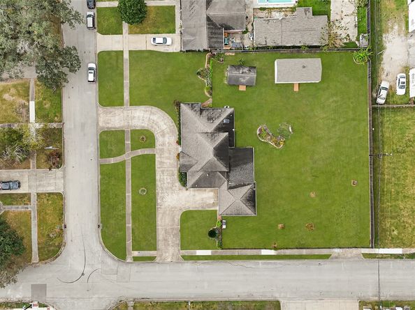 8135 Glenbrook Drive, Houston TX 77017