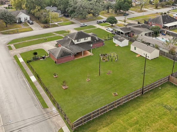 8135 Glenbrook Drive, Houston TX 77017