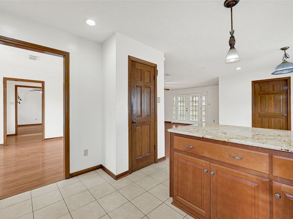 8135 Glenbrook Drive, Houston TX 77017