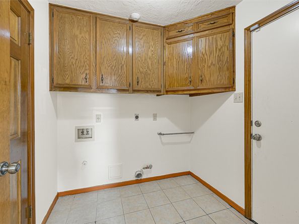 8135 Glenbrook Drive, Houston TX 77017