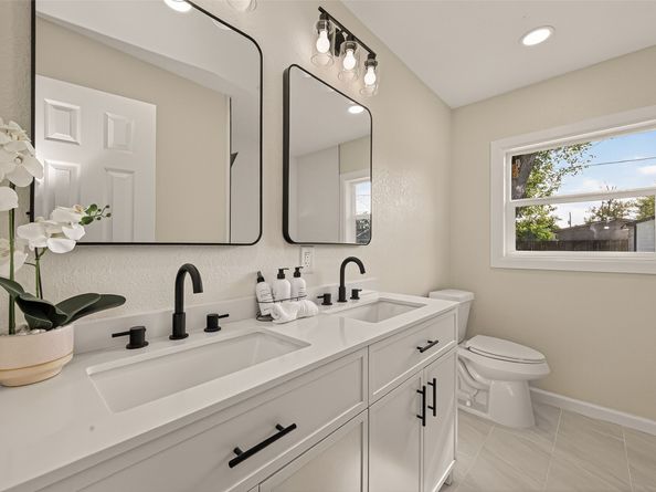 264 Parker Road, Houston TX 77076