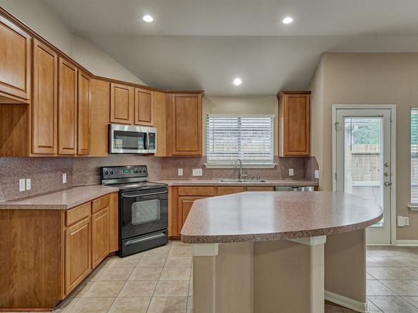 183 Fairwind Trail Drive, The Woodlands TX 77385