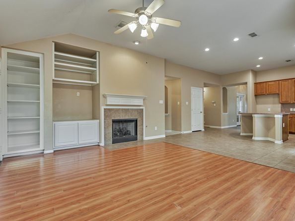 183 Fairwind Trail Drive, The Woodlands TX 77385