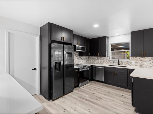 5206 Lodge Creek Dr Drive, Houston TX 77066