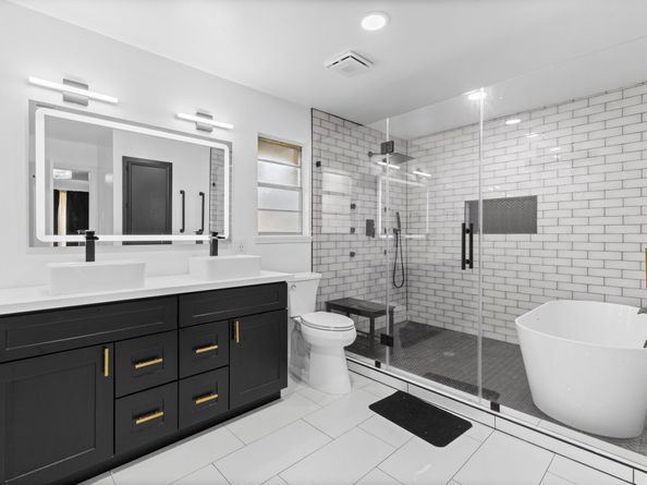 5206 Lodge Creek Dr Drive, Houston TX 77066