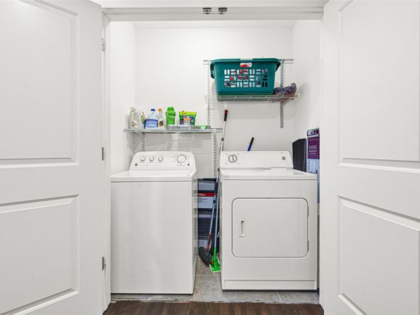 5925 Almeda Road 11901, Houston TX 77004