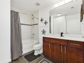 5925 Almeda Road 11901, Houston TX 77004