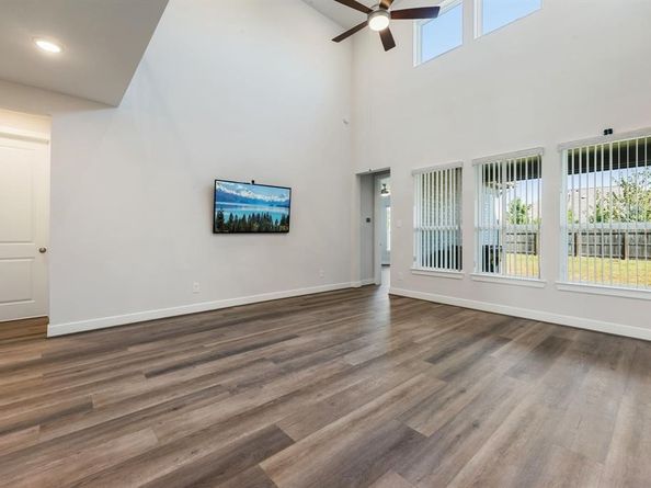 20914 Kadefield Drive, Cypress TX 77433