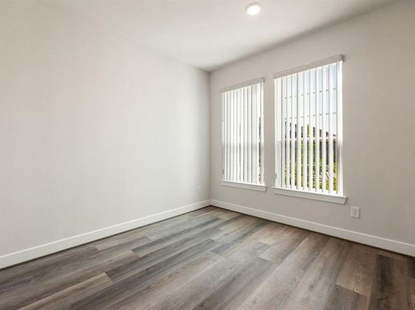 20914 Kadefield Drive, Cypress TX 77433