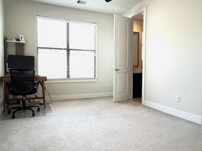 5731 Larkin Street B, Houston TX 77007