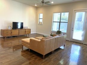 5731 Larkin Street B, Houston TX 77007