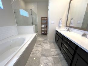 5731 Larkin Street B, Houston TX 77007