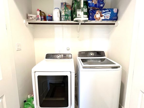 5731 Larkin Street B, Houston TX 77007