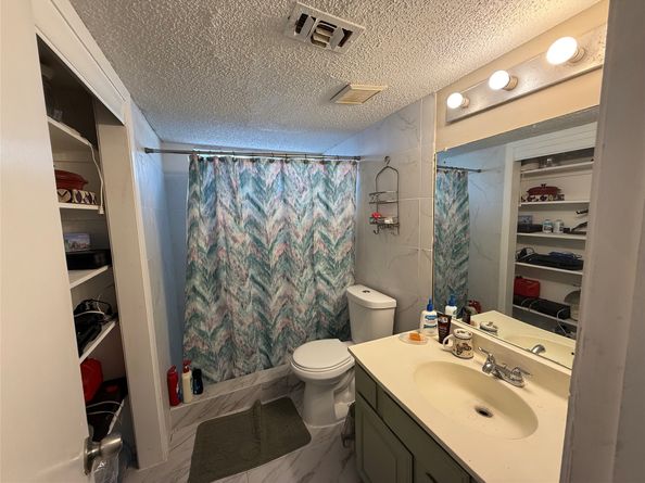 13103 Creekview Park Drive, Houston TX 77082