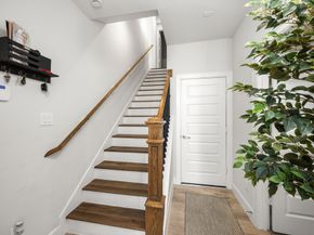 2718 Grand Fountains Drive G, Houston TX 77054