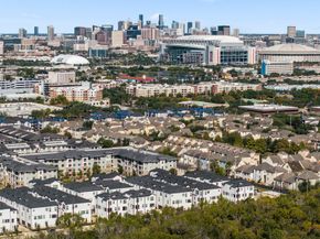 2718 Grand Fountains Drive G, Houston TX 77054