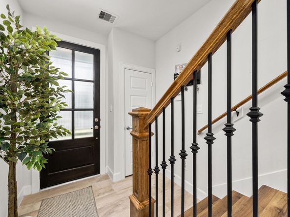 2718 Grand Fountains Drive G, Houston TX 77054