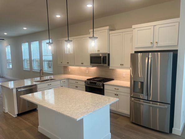 2334 Forest Flower Way, Tomball TX 77375