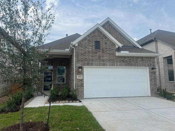 2334 Forest Flower Way, Tomball TX 77375