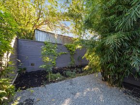 1902 Lizards Lane, Houston TX 77043