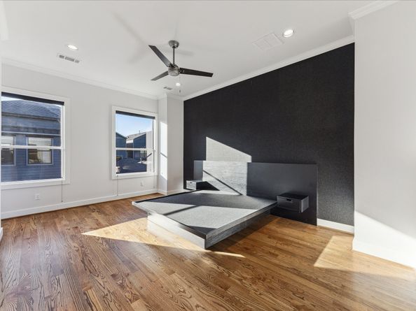 1902 Lizards Lane, Houston TX 77043