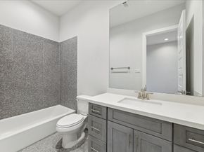 1902 Lizards Lane, Houston TX 77043