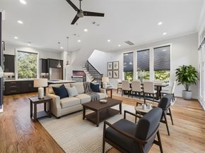 1902 Lizards Lane, Houston TX 77043