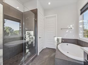 1902 Lizards Lane, Houston TX 77043