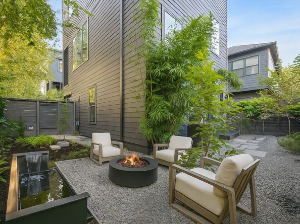 1902 Lizards Lane, Houston TX 77043