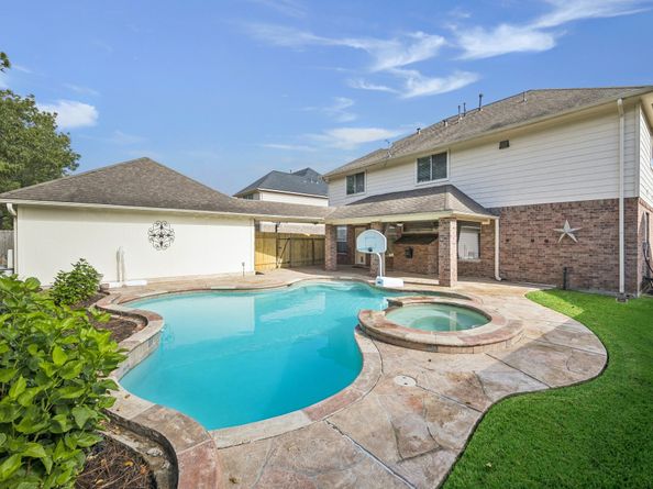 21223 Heartwood Oak Trail, Cypress TX 77433