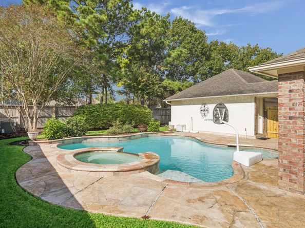 21223 Heartwood Oak Trail, Cypress TX 77433