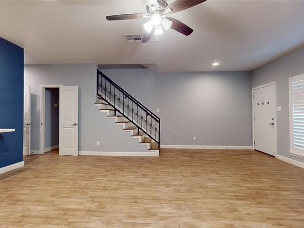 2984 Holly Hall Street 2984, Houston TX 77054