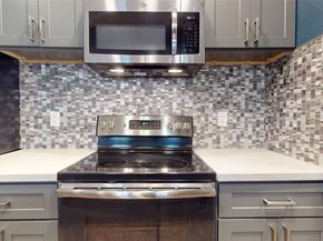 2984 Holly Hall Street 2984, Houston TX 77054