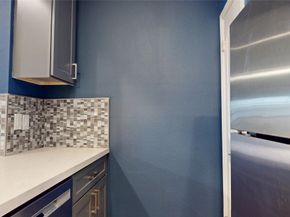 2984 Holly Hall Street 2984, Houston TX 77054