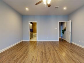 2984 Holly Hall Street 2984, Houston TX 77054