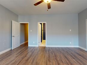 2984 Holly Hall Street 2984, Houston TX 77054