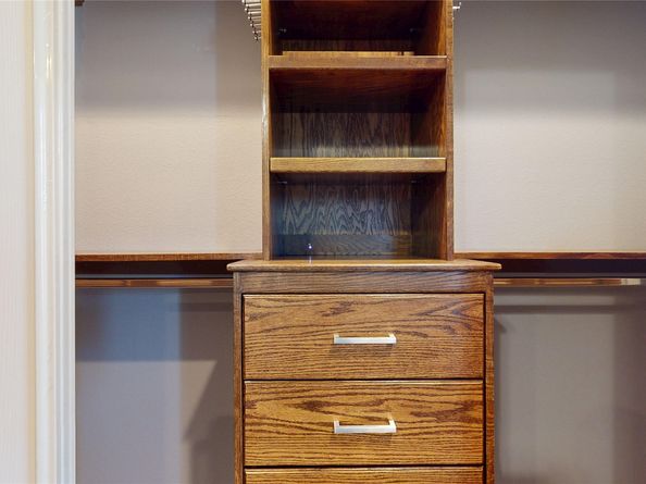 2984 Holly Hall Street 2984, Houston TX 77054