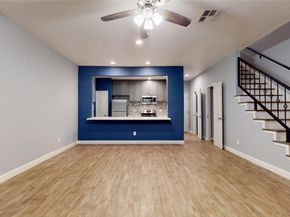 2984 Holly Hall Street 2984, Houston TX 77054